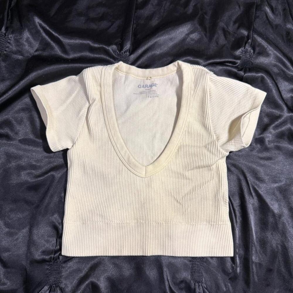 Garage ribbed crop top